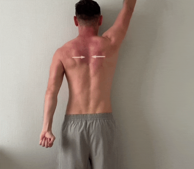 Alternating arm reach